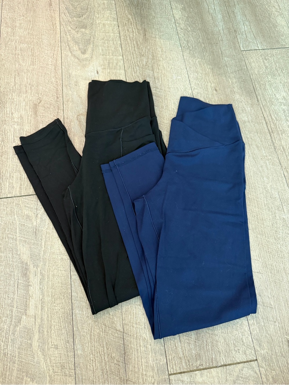 Women’s Aerie High-Waist Active Leggings - Black & Navy